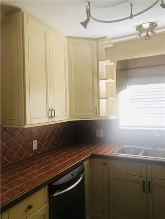 $1,900 | 137 Farnham F, Unit 137, Deerfield Beach, FL 33442