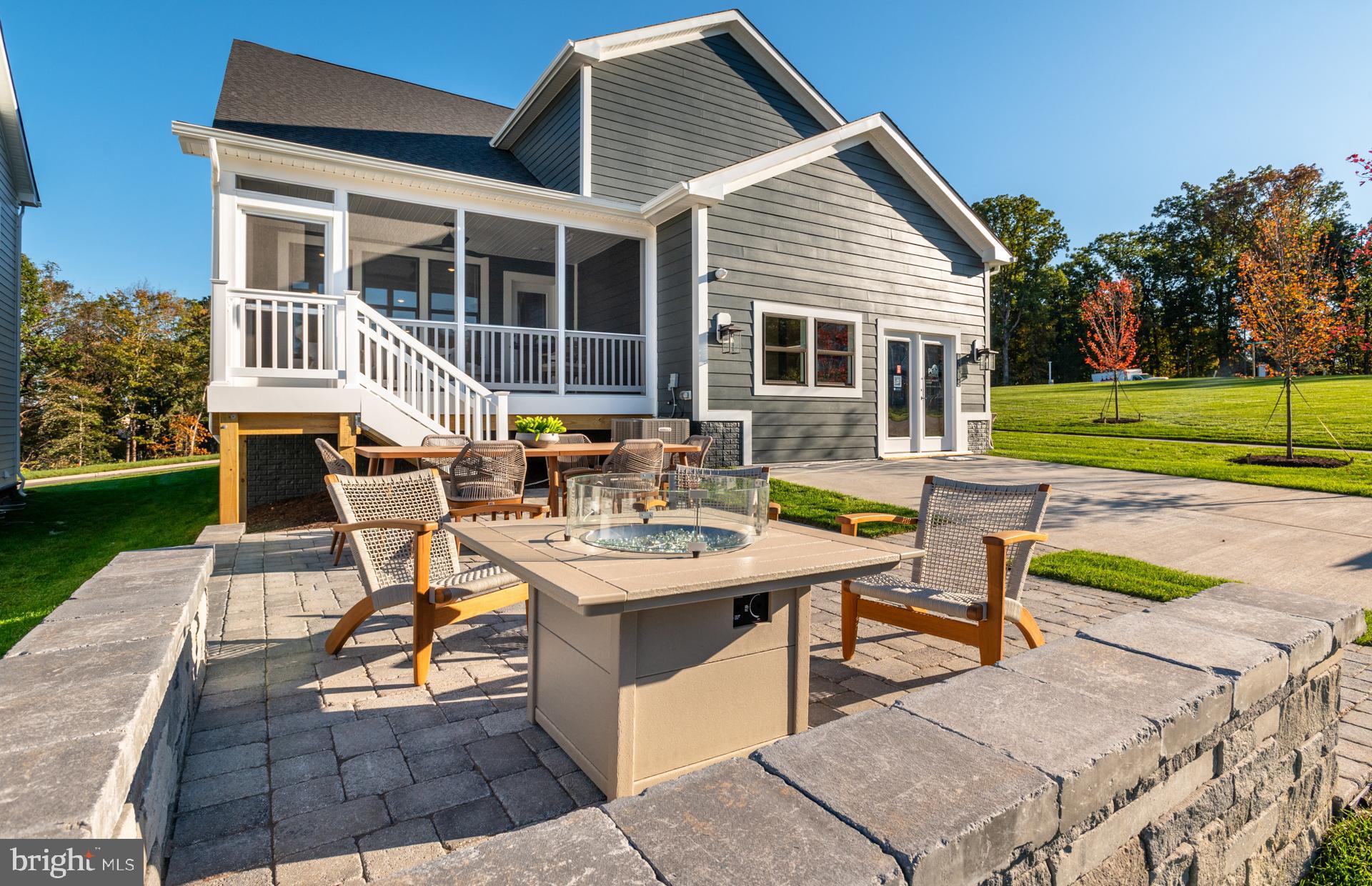 18279 Cresswell Rst Lane Leesburg, VA 20176 - Photo 42 of 60 a view of a house with backyard and sitting area