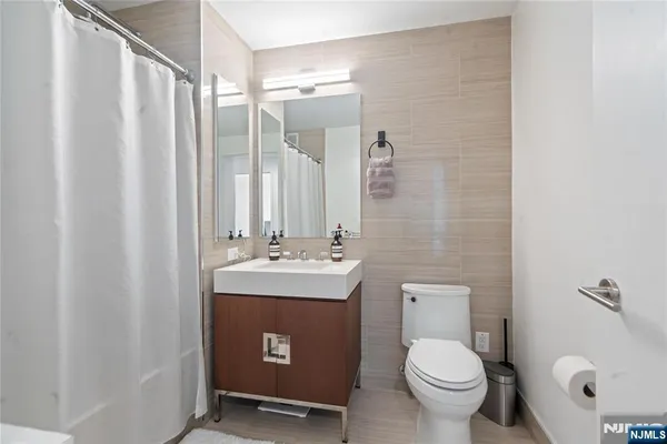 $765,000 | 99 Hudson Street, Unit 2607, Jersey City, NJ 07302