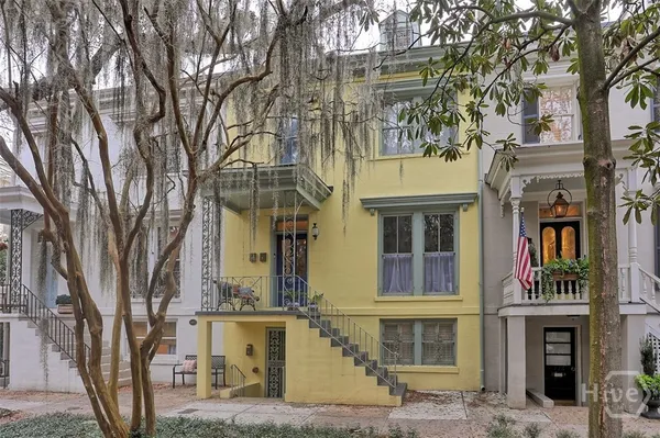 $1,900 | 114 East Jones Street, Unit A, Savannah, GA 31401