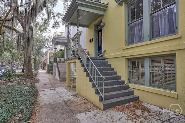 $1,900 | 114 East Jones Street, Unit A, Savannah, GA 31401