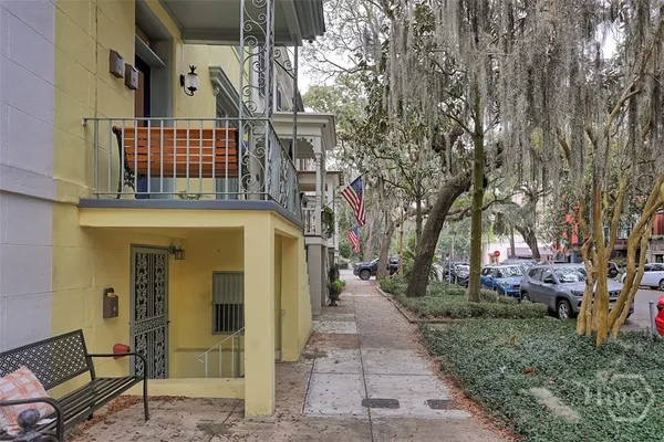 $1,900 | 114 East Jones Street, Unit A, Savannah, GA 31401