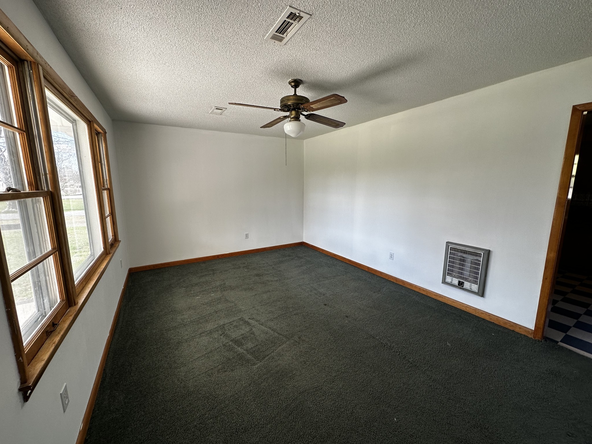 71 Hillcrest Villa Road Manchester, TN 37355 - Photo 4 of 47