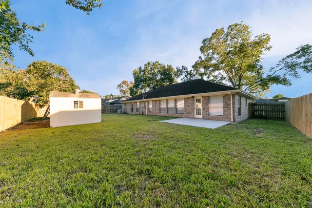 $2,195 | 802 Foxglove Drive, Missouri City, TX 77489