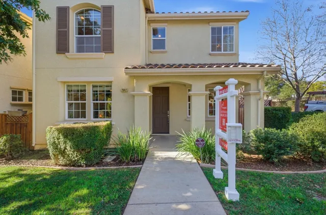 $825,000 | 7942 English Oak Circle, Gilroy, CA 95020