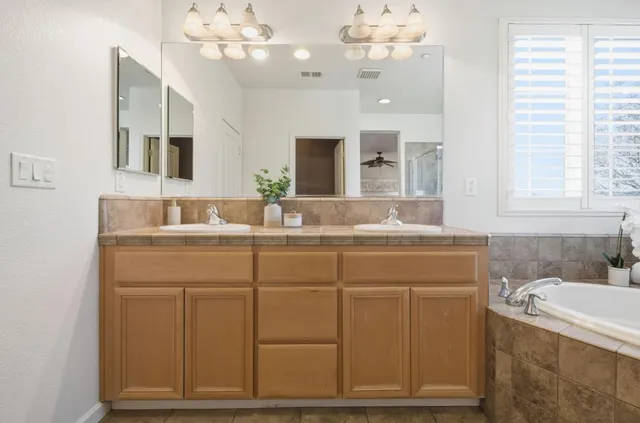 $825,000 | 7942 English Oak Circle, Gilroy, CA 95020