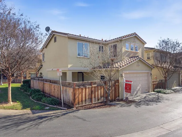 $825,000 | 7942 English Oak Circle, Gilroy, CA 95020