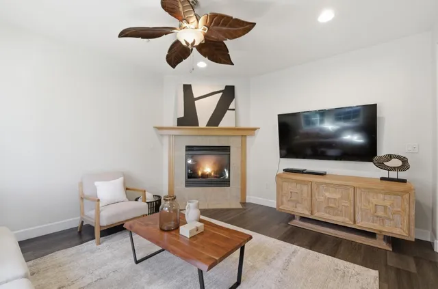 $825,000 | 7942 English Oak Circle, Gilroy, CA 95020