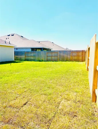 $2,000 | 22445 Mountain Pne Drive, New Caney, TX 77357