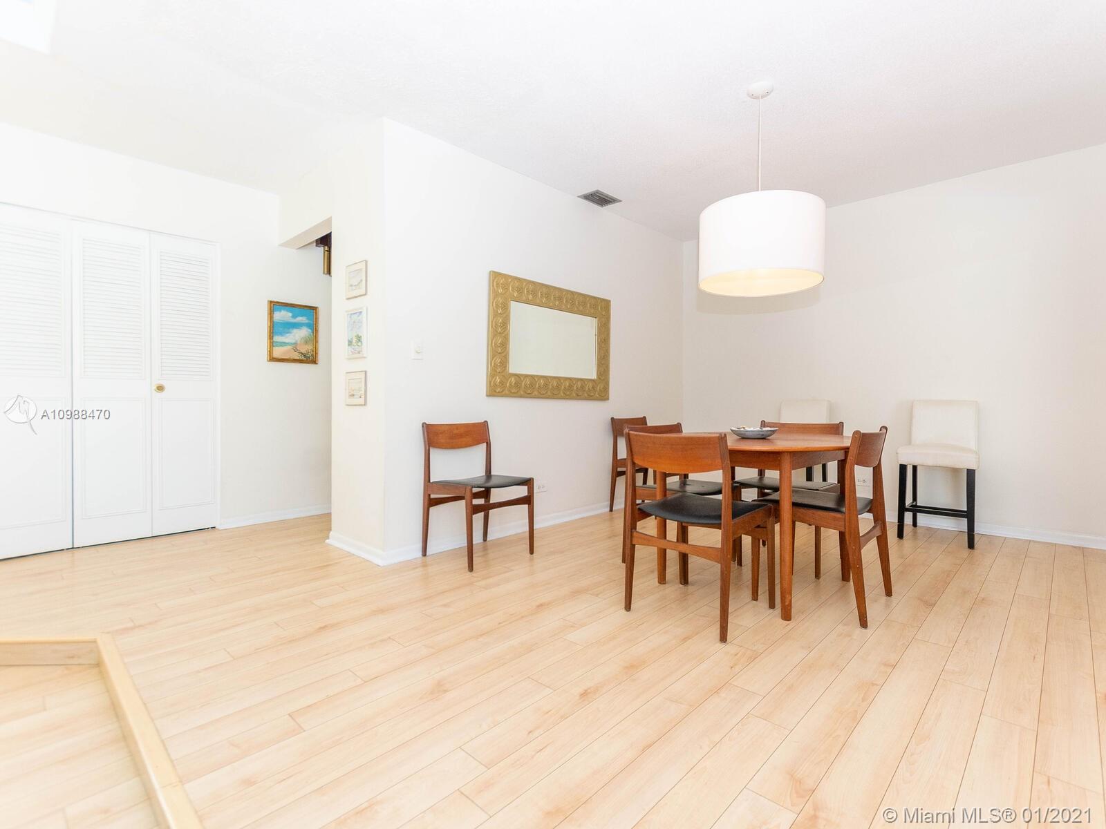 7541 Plantation Road Plantation, FL 33317 - Photo 13 of 66