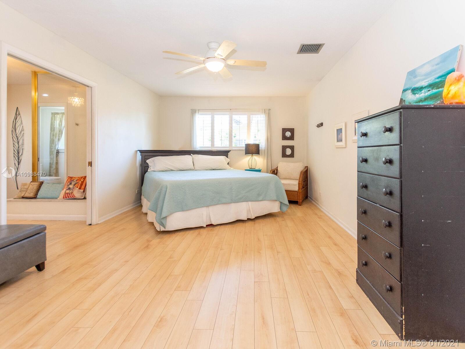 7541 Plantation Road Plantation, FL 33317 - Photo 31 of 66
