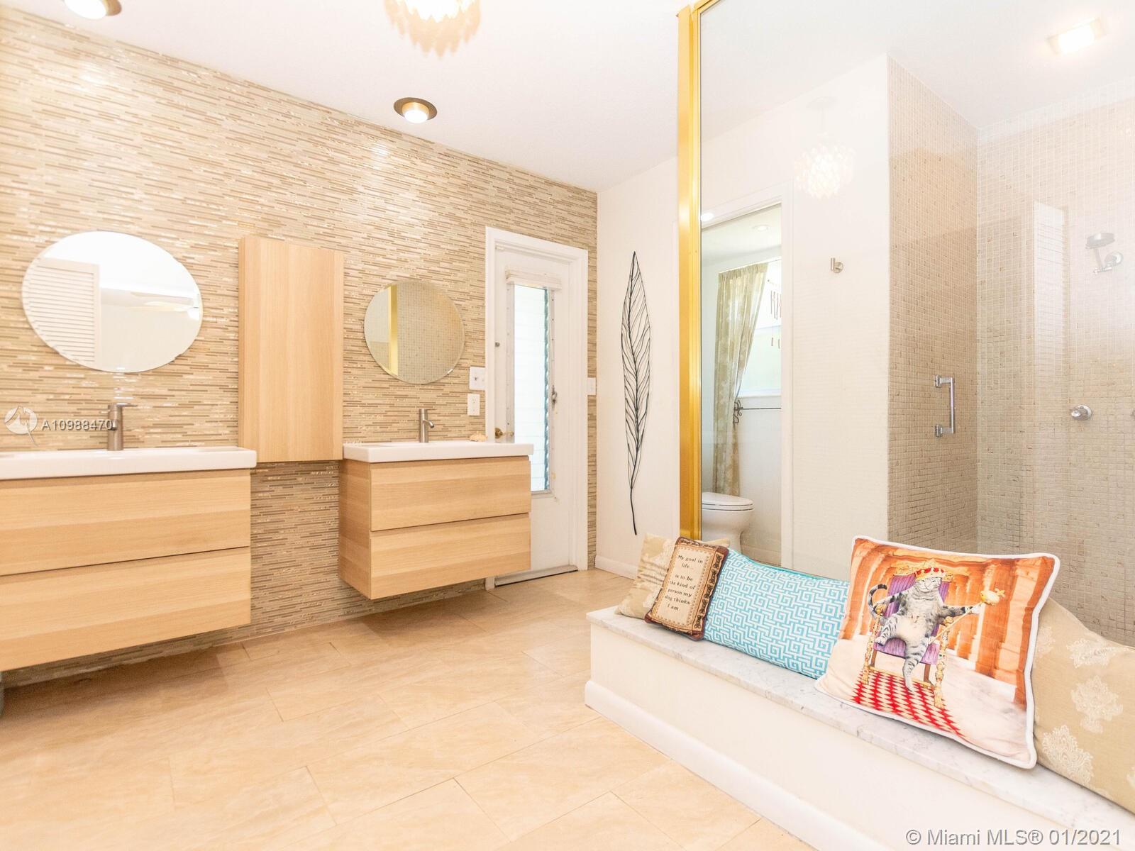 7541 Plantation Road Plantation, FL 33317 - Photo 38 of 66