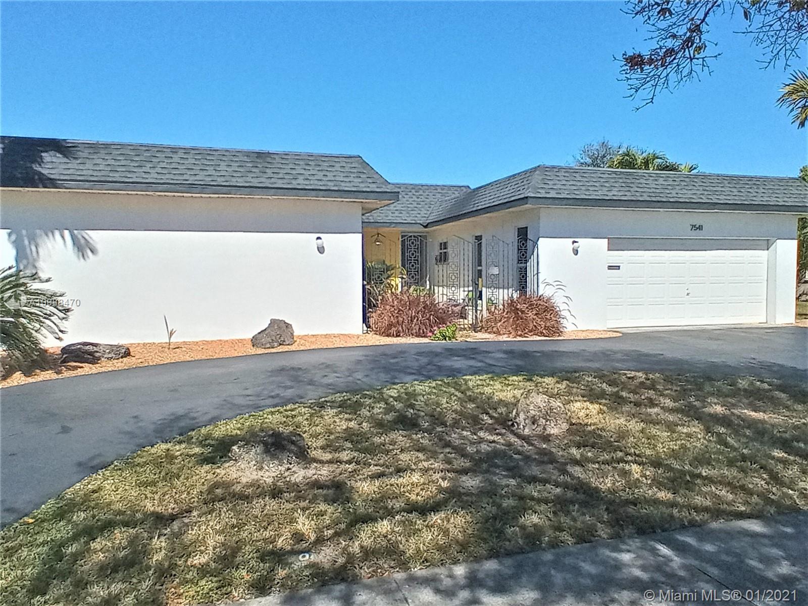 7541 Plantation Road Plantation, FL 33317 - Photo 7 of 66