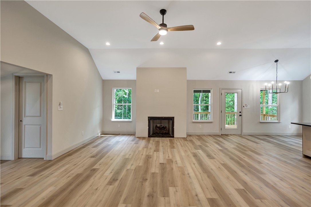 547 Lebanon Road Pendleton, SC 29670 - Photo 5 of 26