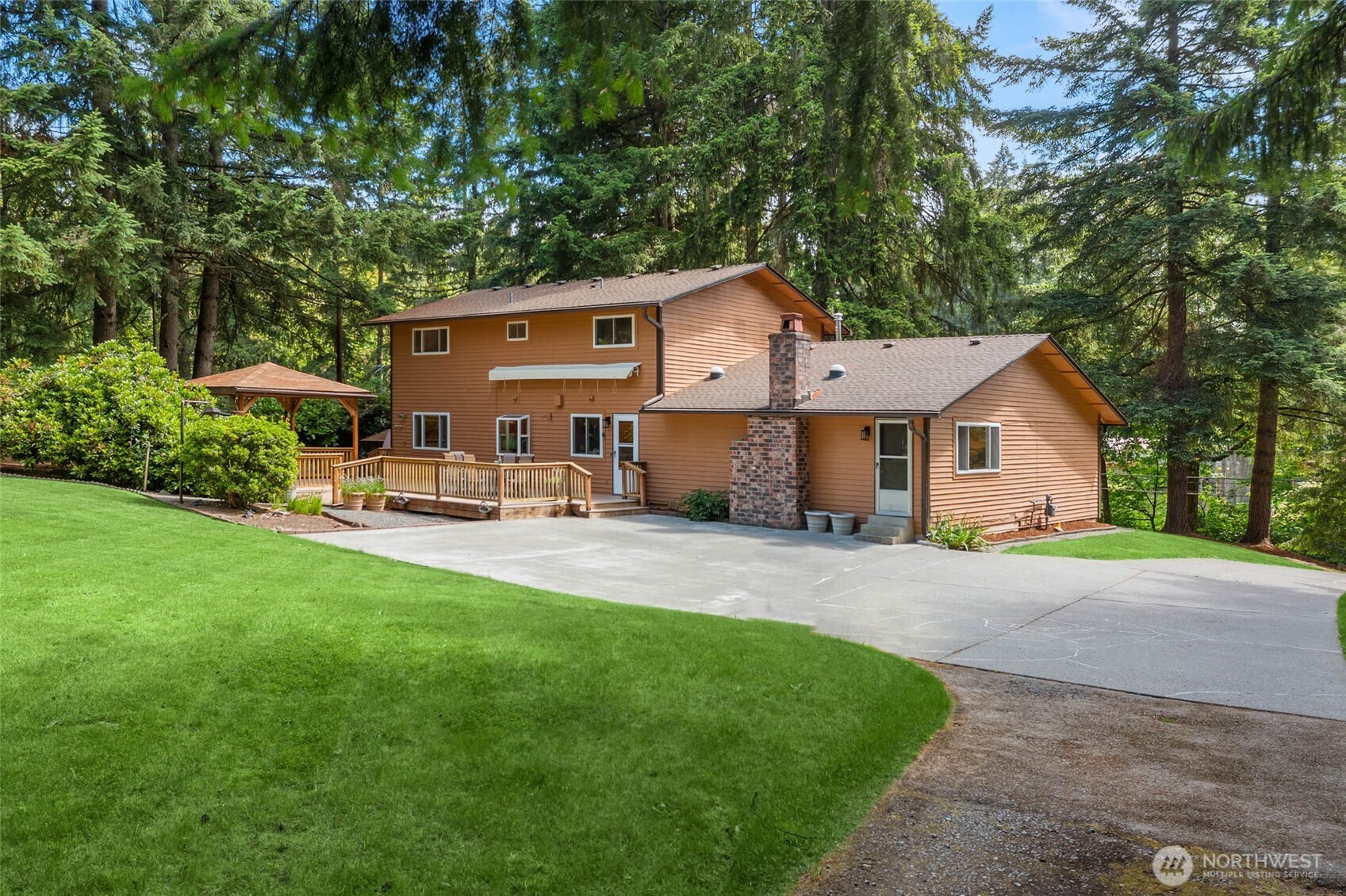 14043 177th Avenue Southeast Renton, WA 98059 - Photo 2 of 39