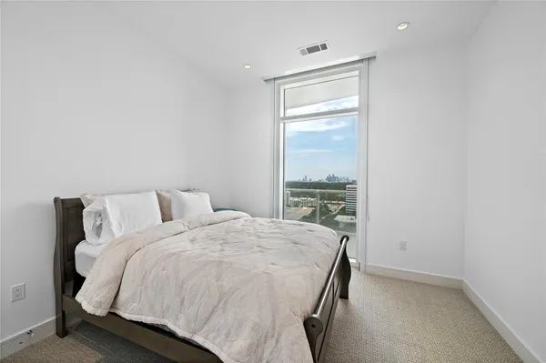 $4,999 | 4521 San Felipe Street, Unit 1903, Houston, TX 77027