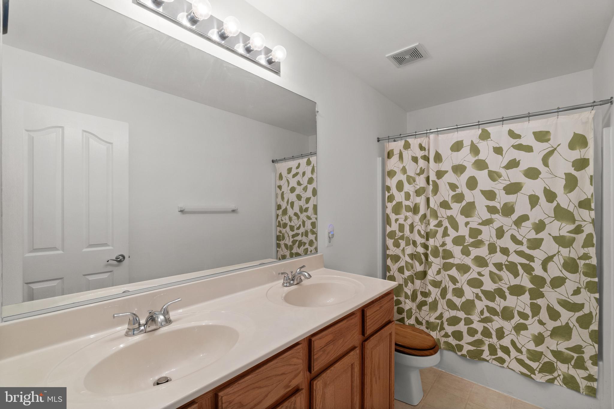 1005 Otter Point Road Abingdon, MD 21009 - Photo 28 of 48 Full bathroom