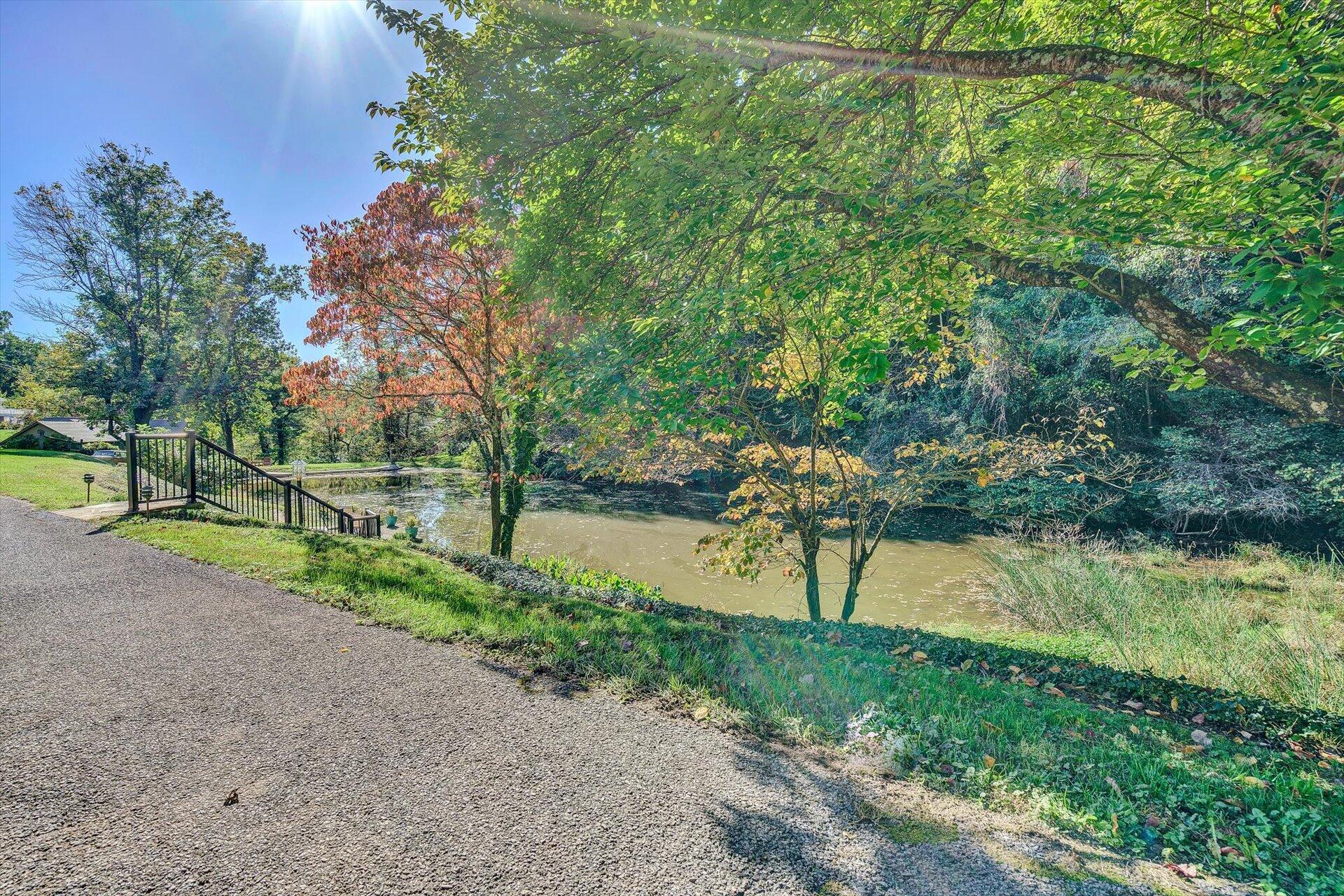 851 Honeysuckle Road Salem, VA 24153 - Photo 45 of 50 45-101820210039