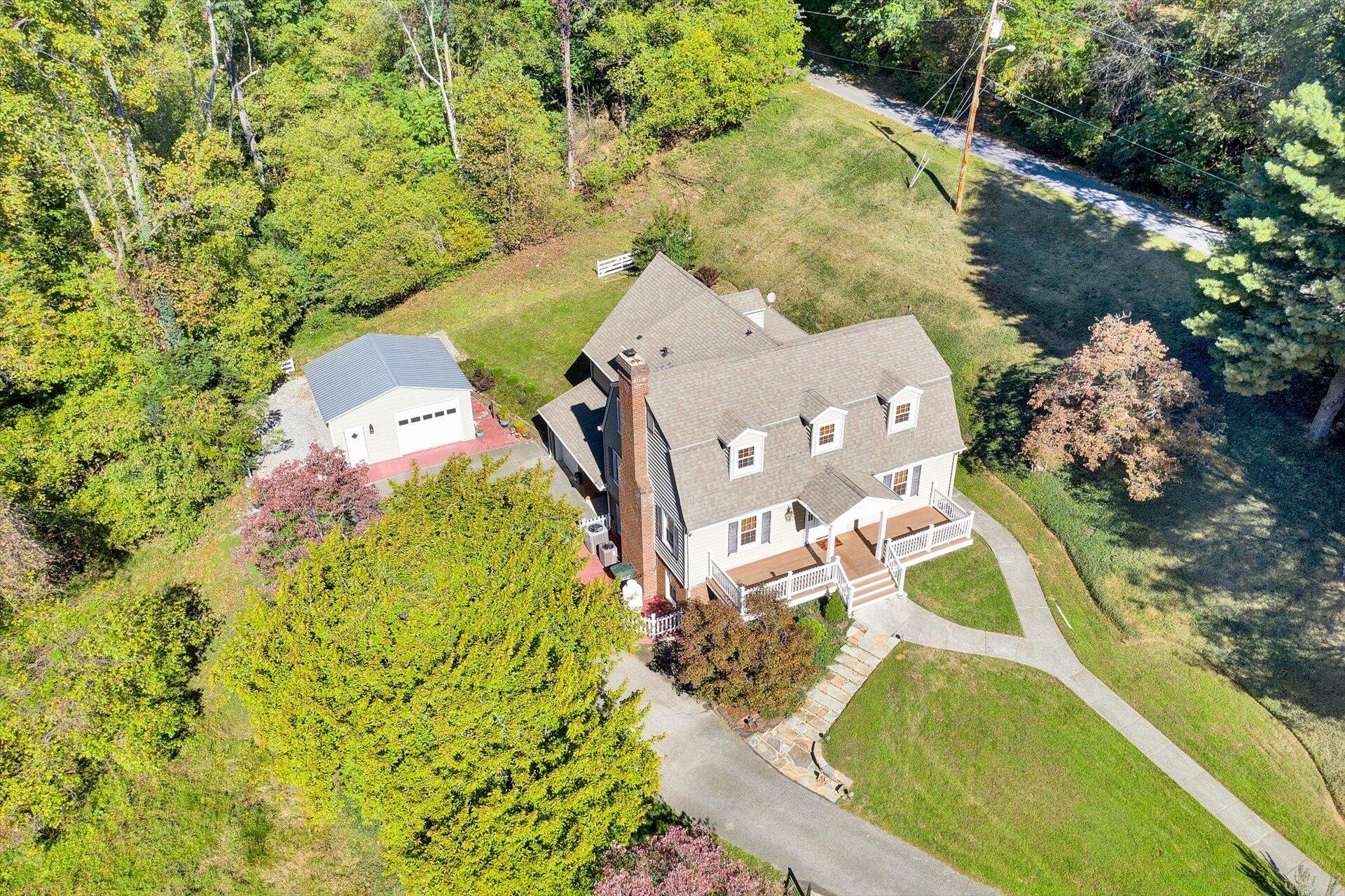 851 Honeysuckle Road Salem, VA 24153 - Photo 47 of 50 52-101820210053