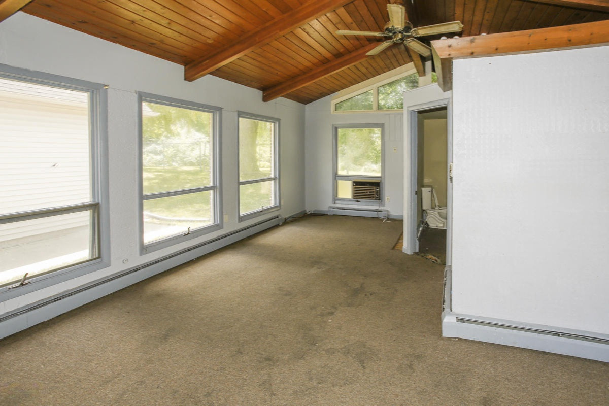 1521 Northampton Road Kalamazoo, MI 49006 - Photo 13 of 29 1521 northampton rd-113