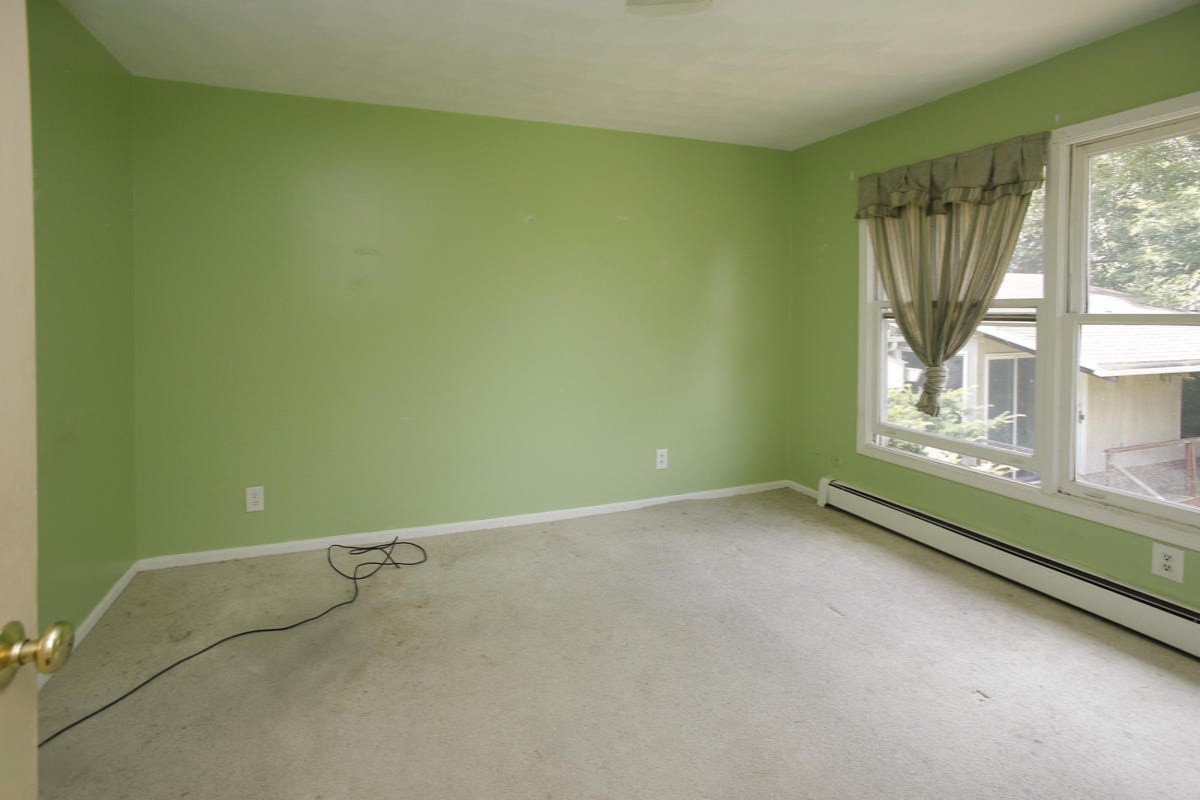 1521 Northampton Road Kalamazoo, MI 49006 - Photo 22 of 29 1521 northampton rd-122