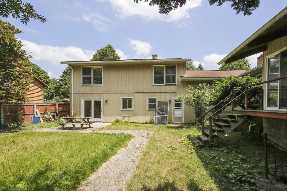 1521 Northampton Road Kalamazoo, MI 49006 - Photo 29 of 29 1521 northampton rd-129