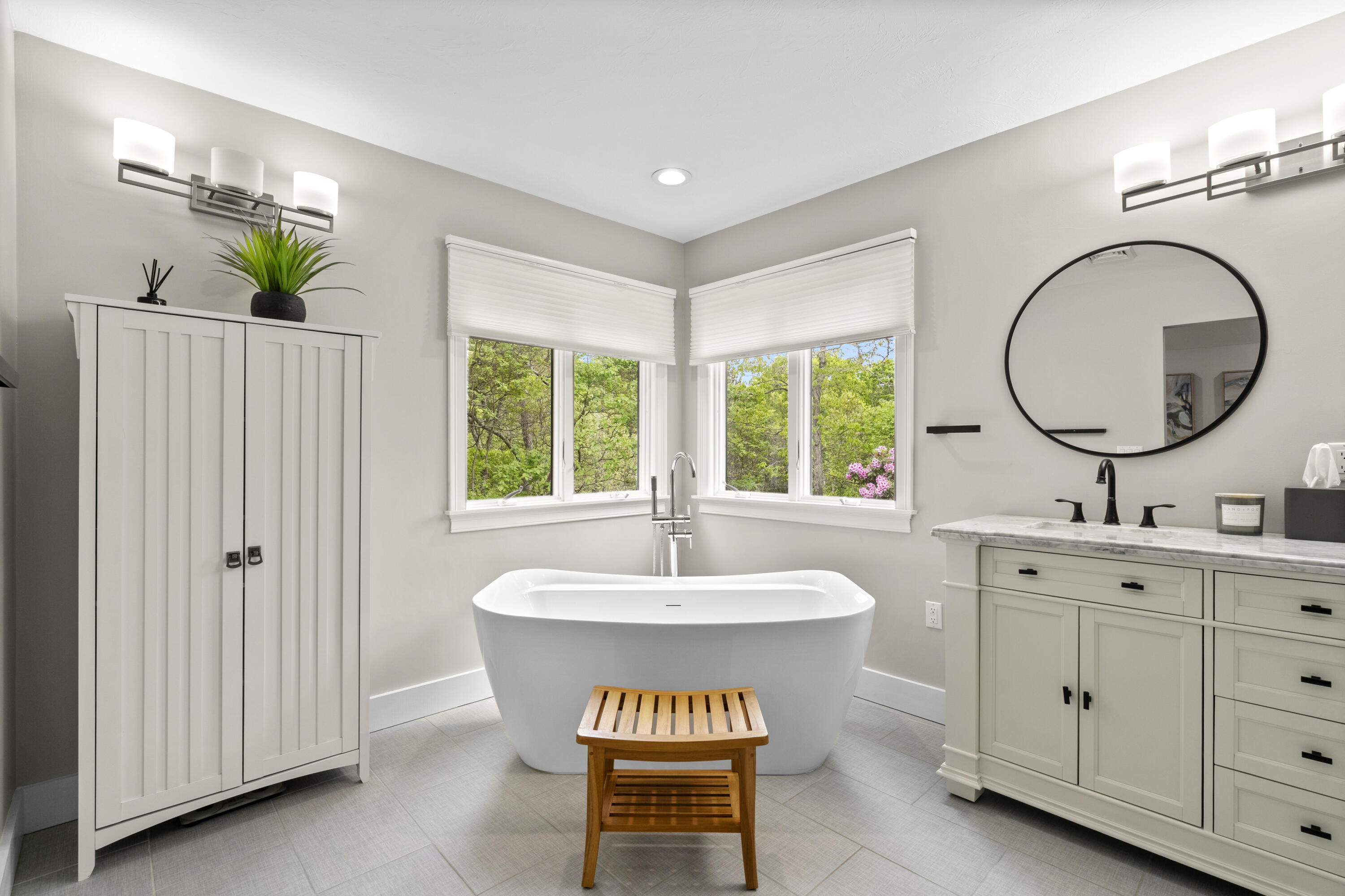102 Cairn Ridge Road East Falmouth, MA 02536 - Photo 22 of 56 a bathroom with a sink and a mirror