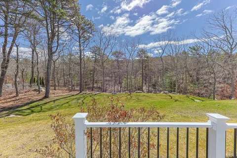 a view of a house with a big yard