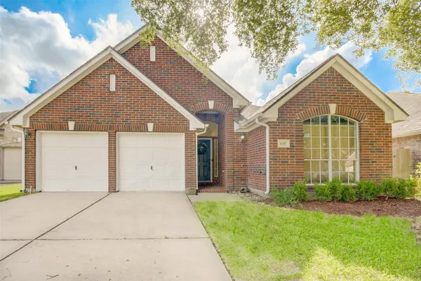 $2,250 | 635 Avery Drive, Sugar Land, TX 77479