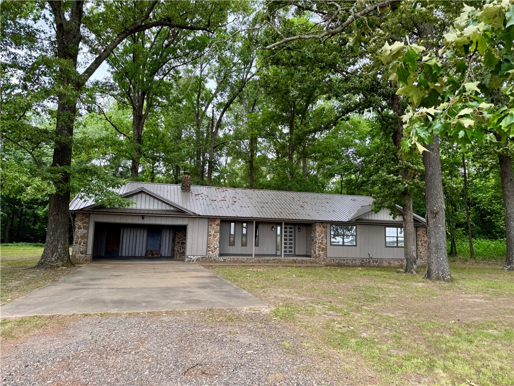 411 Frank Senko Road Griffithville, AR 72060 - Photo 1 of 31 Front of house