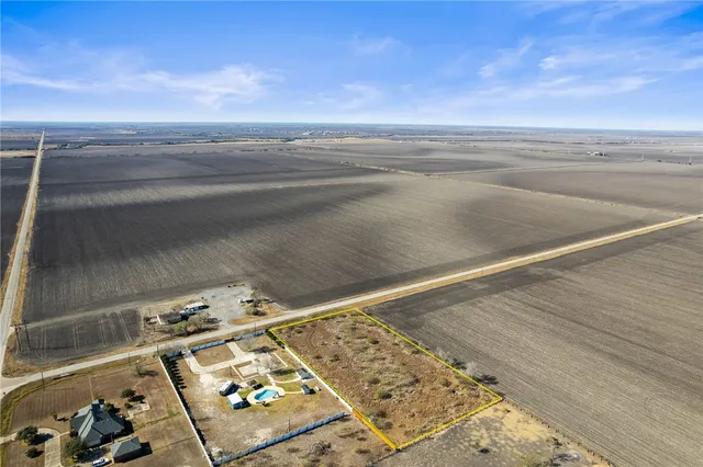 $60,000 | 81 Cr-38, Robstown, TX 78380