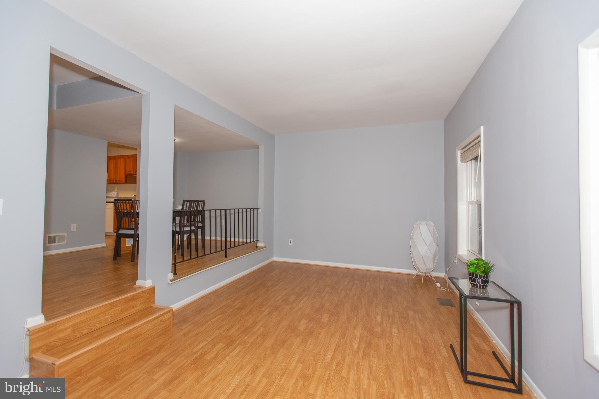 74 Timber Rock Road Gaithersburg, MD 20878 - Photo 9 of 30 Living Room