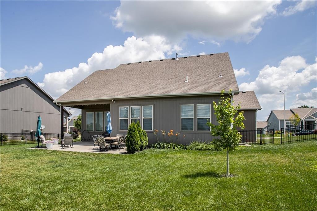 1612 March Lane Raymore, MO 64083 - Photo 28 of 37