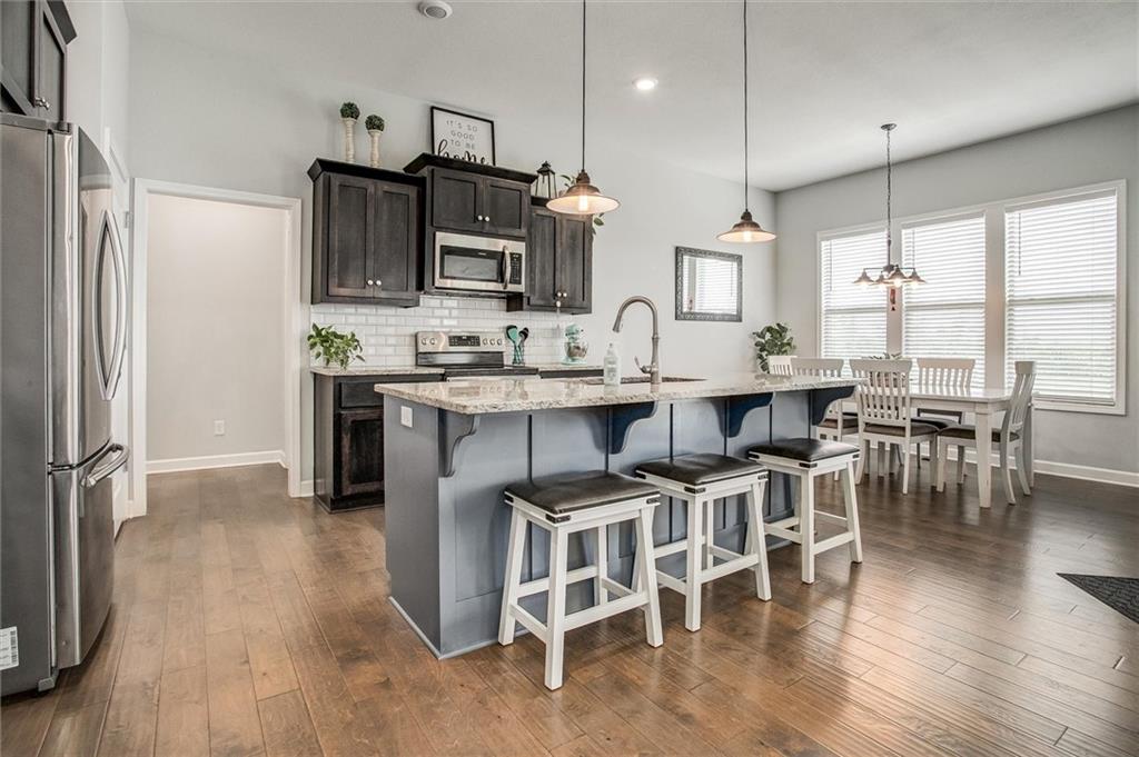 1612 March Lane Raymore, MO 64083 - Photo 8 of 37