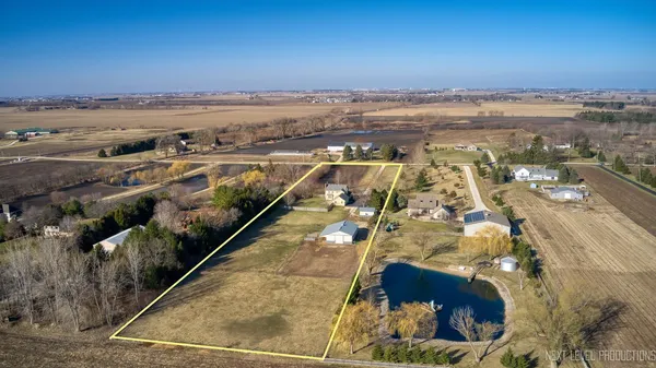 $739,900 | 2N879 Howard Road, Maple Park, IL 60151