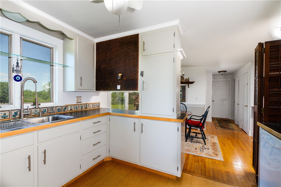 37 Long Pasture Road Little Compton, RI 02837 - Photo 13 of 27