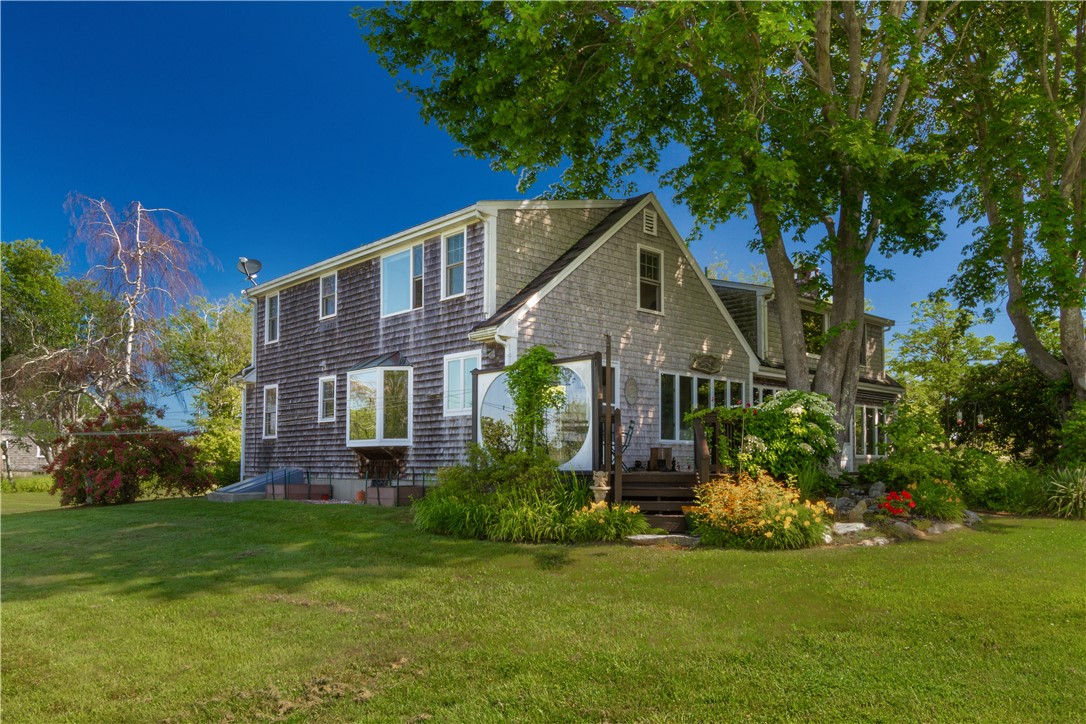 37 Long Pasture Road Little Compton, RI 02837 - Photo 3 of 27