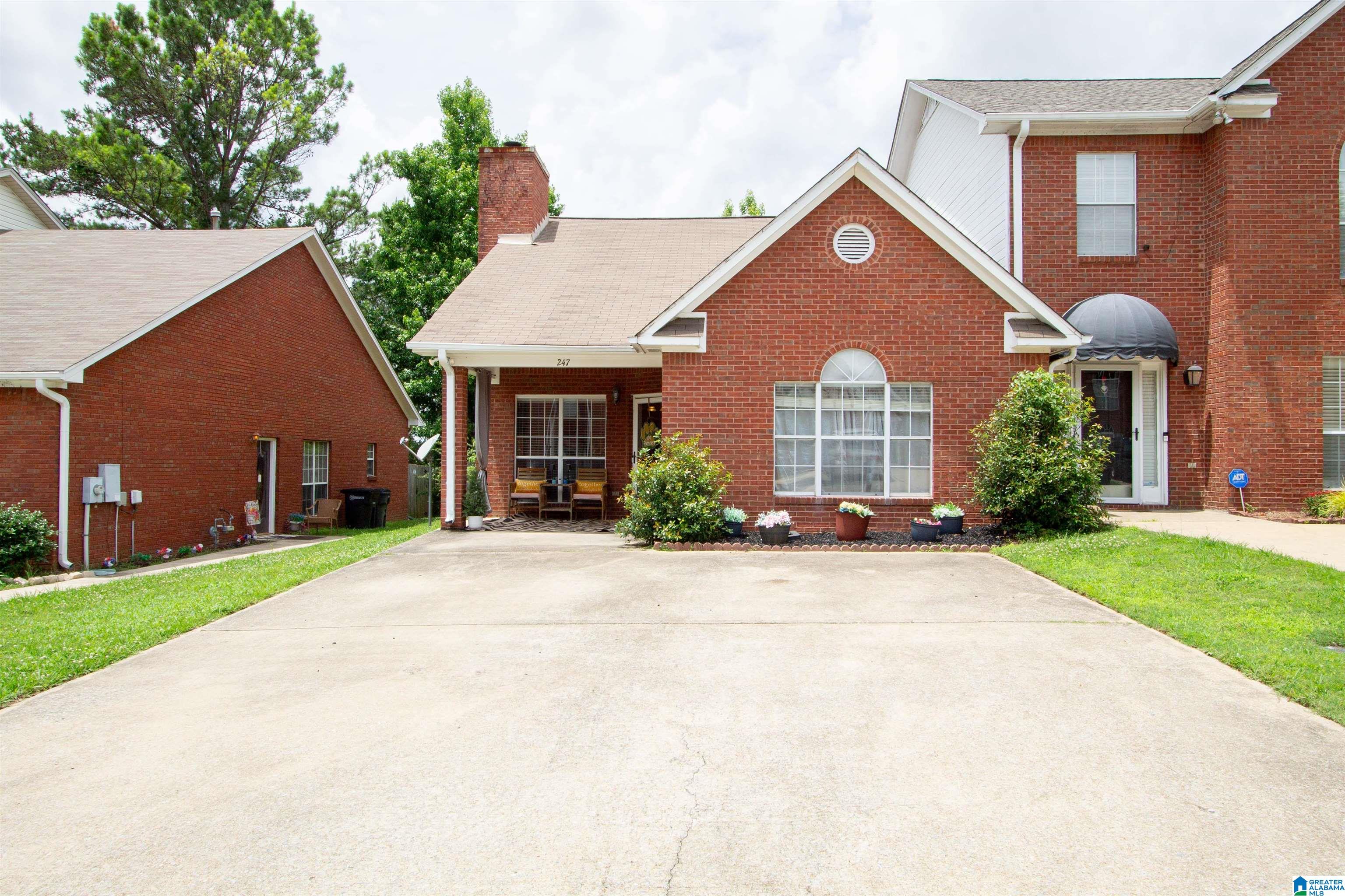 247 Cambrian Ridge Trail Pelham, AL 35124 - Photo 2 of 35