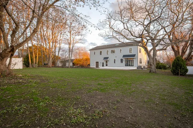 $2,795,000 | 980 Green End Avenue, Middletown, RI 02842