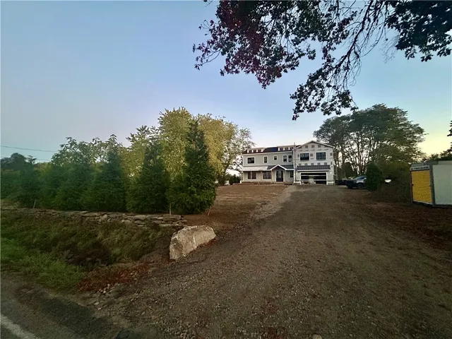 $2,795,000 | 980 Green End Avenue, Middletown, RI 02842