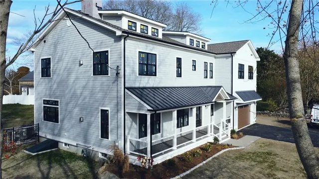 $2,795,000 | 980 Green End Avenue, Middletown, RI 02842