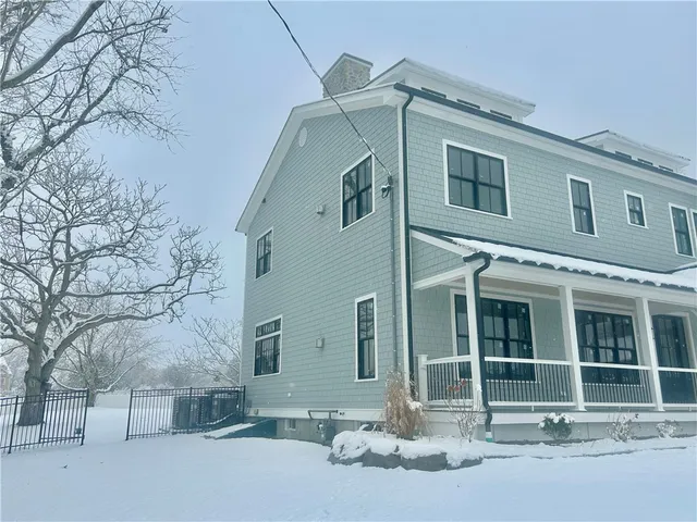 $2,795,000 | 980 Green End Avenue, Middletown, RI 02842