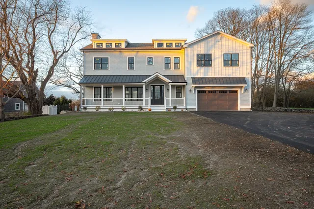 $2,795,000 | 980 Green End Avenue, Middletown, RI 02842