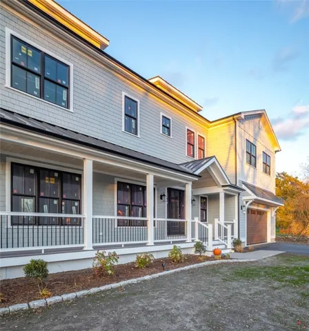 $2,795,000 | 980 Green End Avenue, Middletown, RI 02842