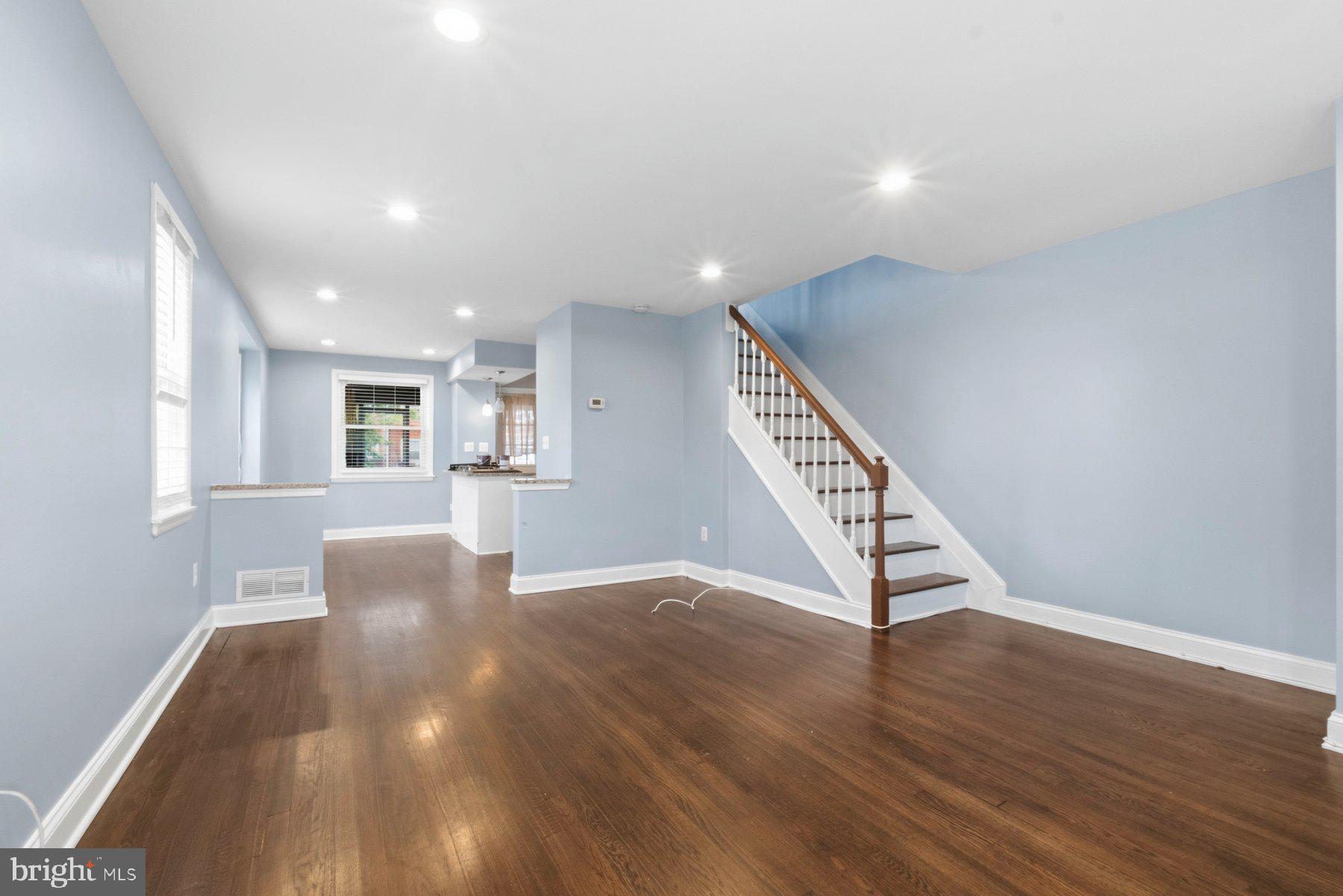 2005 Inverton Road Dundalk, MD 21222 - Photo 2 of 25 Gallery Image 2