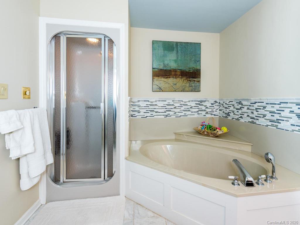 161 Weston Road Arden, NC 28704 - Photo 16 of 36 Gallery Image 16