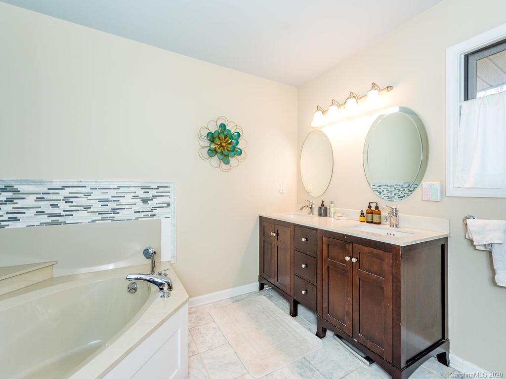 161 Weston Road Arden, NC 28704 - Photo 17 of 36 Gallery Image 17