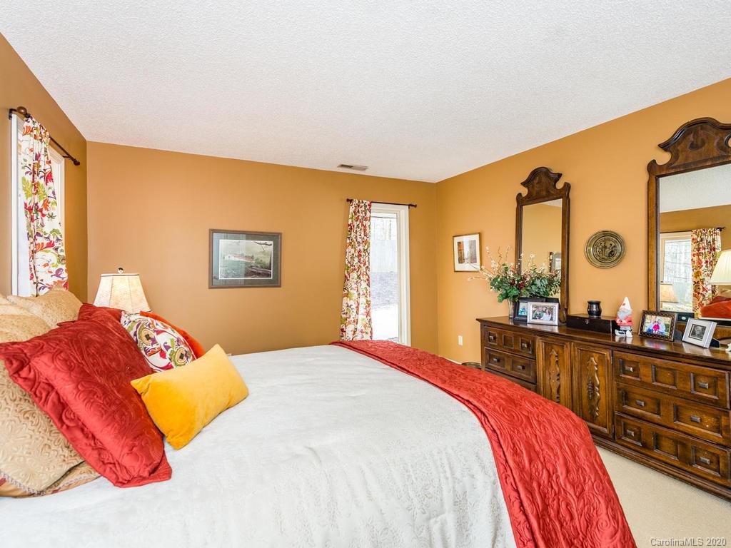 161 Weston Road Arden, NC 28704 - Photo 19 of 36 Gallery Image 19