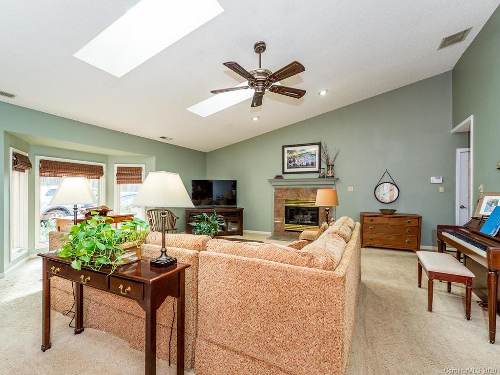161 Weston Road Arden, NC 28704 - Photo 4 of 36 Gallery Image 4