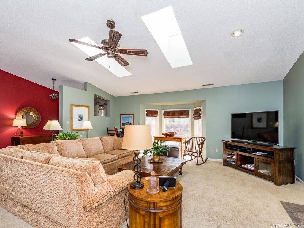 161 Weston Road Arden, NC 28704 - Photo 6 of 36 Gallery Image 6